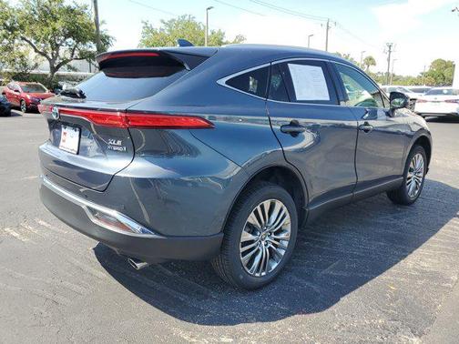 2021 Toyota Venza XLE