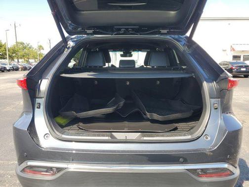 2021 Toyota Venza XLE