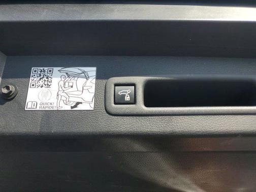 2021 Toyota Sienna XLE 8 Passenger