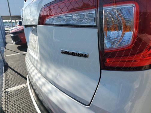 2021 Honda Pilot Touring 8-Passenger