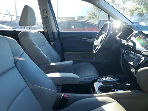 2021 Honda Pilot Touring 8-Passenger