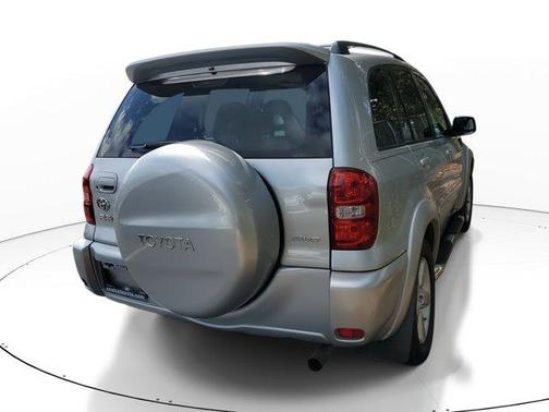 2004 Toyota RAV4 Base