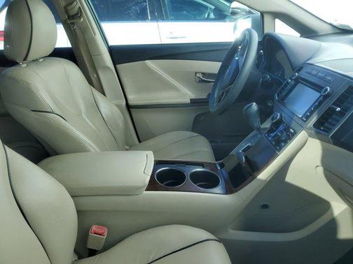2013 Toyota Venza LE