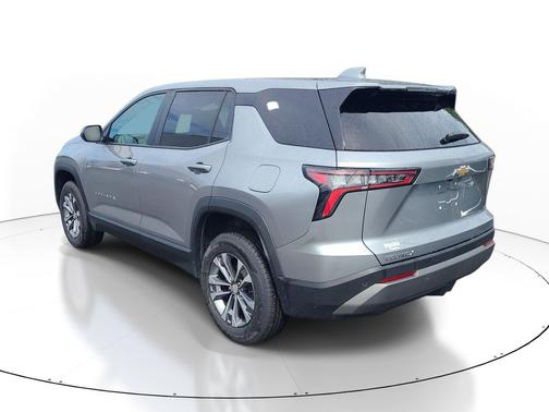 Sterling Gray Metallic 2025 Chevrolet Equinox 1LT