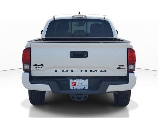 Ice Cap 2023 Toyota Tacoma SR5