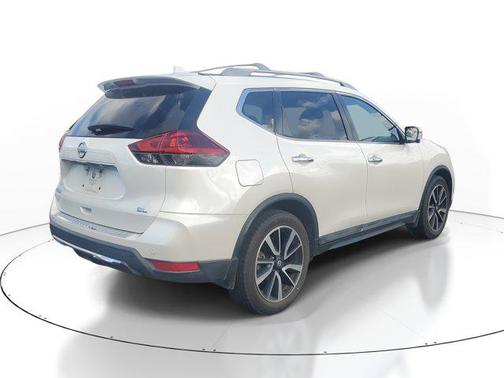 2020 Nissan Rogue SL