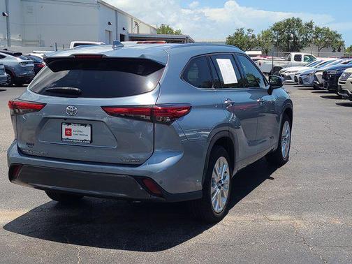 2021 Toyota Highlander Limited