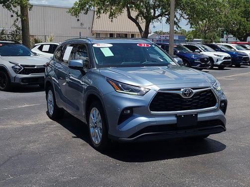2021 Toyota Highlander Limited
