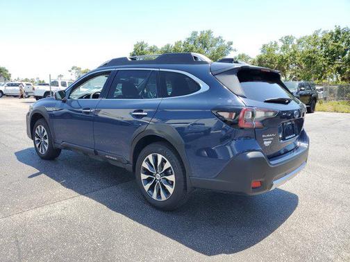 2023 Subaru Outback Touring