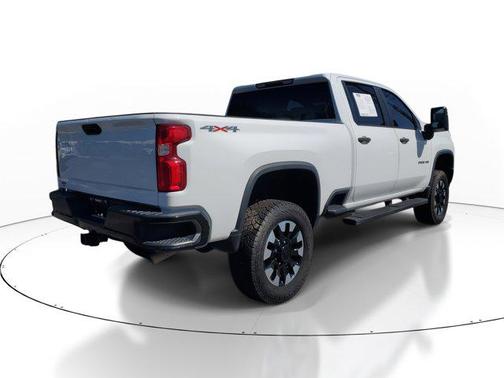 2020 Chevrolet Silverado 2500 Custom
