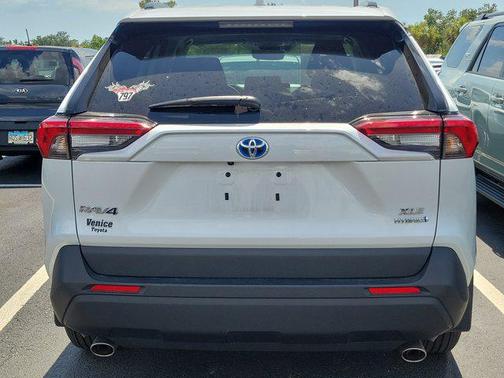 2024 Toyota RAV4 Hybrid XLE Premium