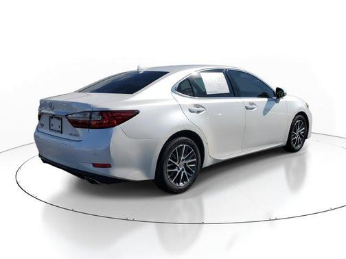 2017 Lexus ES 350 Base