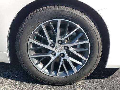 2017 Lexus ES 350 Base