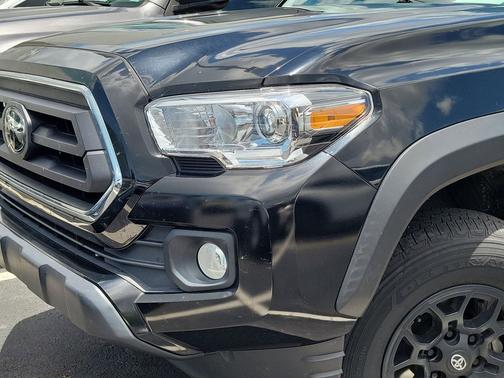 Black 2023 Toyota Tacoma SR5