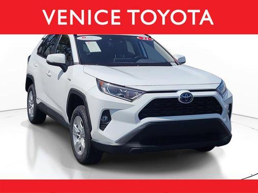 2021 Toyota RAV4 Hybrid XLE