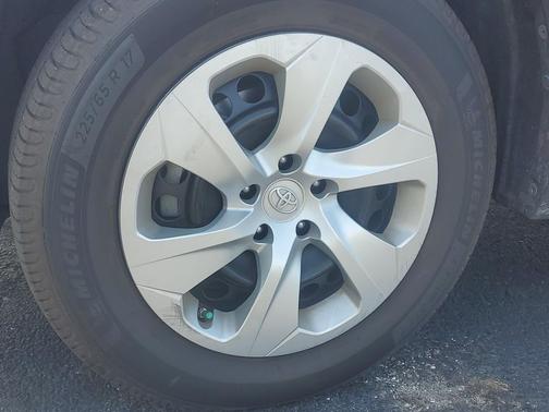 Ruby Flare Pearl 2020 Toyota RAV4 LE