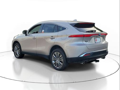 Titanium Glow 2022 Toyota Venza XLE