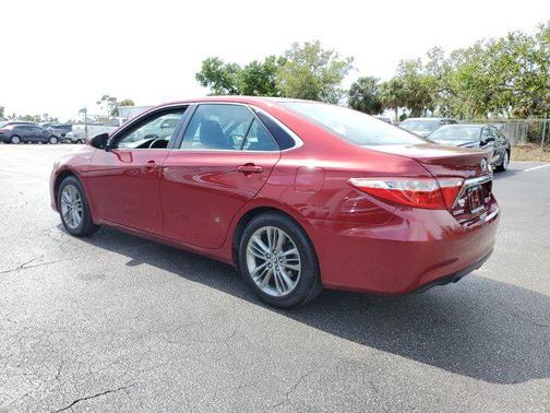 2015 Toyota Camry Hybrid SE