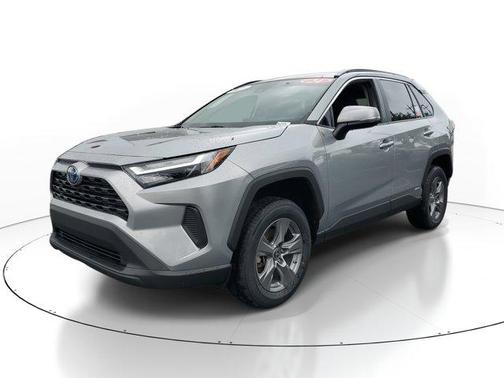 2024 Toyota RAV4 Hybrid SE