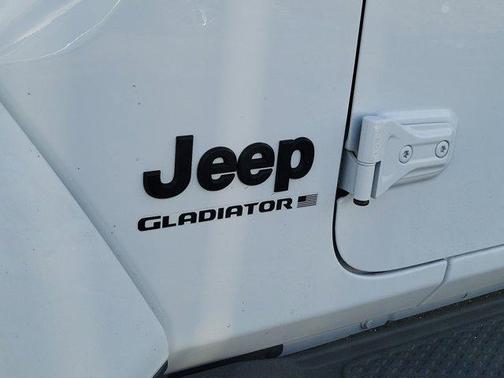 2024 Jeep Gladiator Sport S