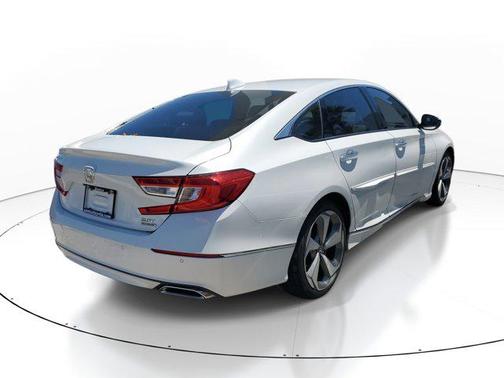 2020 Honda Accord Touring 2.0T