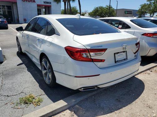 2020 Honda Accord Touring 2.0T