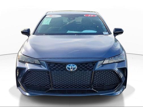 Harbor Gray Metallic 2019 Toyota Avalon Hybrid XSE