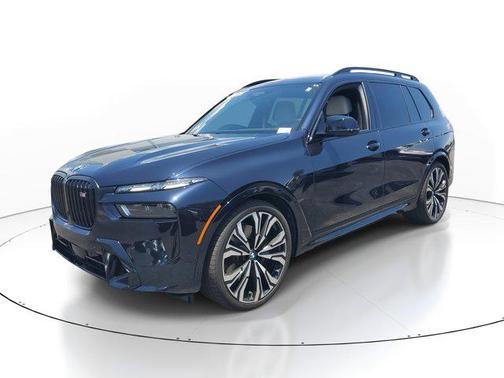 2024 BMW X7 M60i