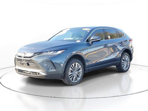 2024 Toyota Venza LE