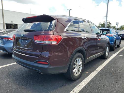 2017 Kia Sorento LX