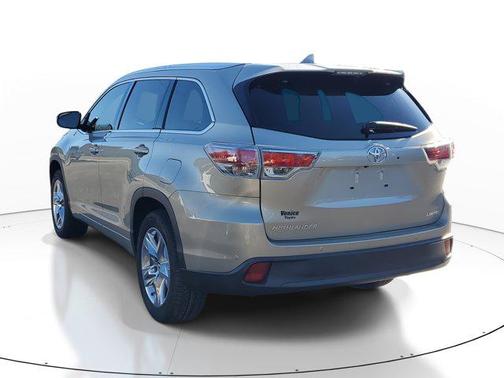 2016 Toyota Highlander Limited Platinum