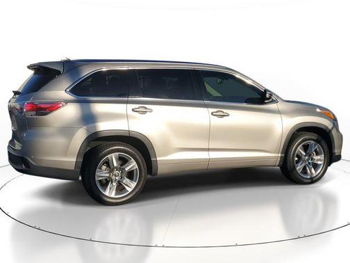 2016 Toyota Highlander Limited Platinum