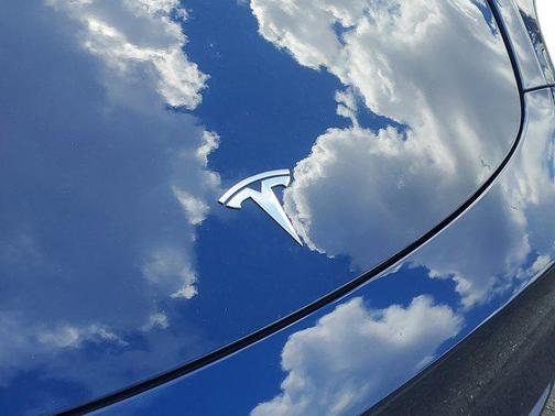 Deep Blue Metallic 2022 Tesla Model Y Long Range Dual Motor All-Wheel Drive