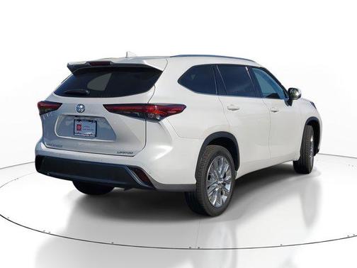 2023 Toyota Highlander Limited