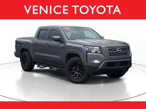 2022 Nissan Frontier SV