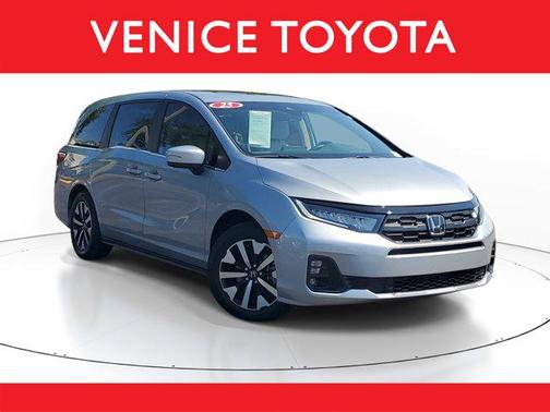 Solar Silver Metallic 2025 Honda Odyssey EX-L
