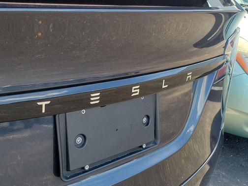 Stealth Grey 2024 Tesla Model X Long Range