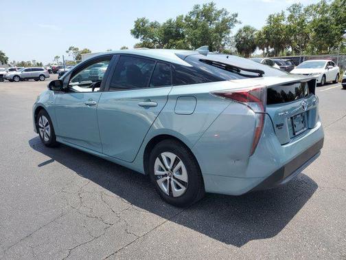 2017 Toyota Prius Four