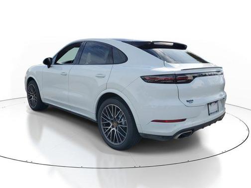 2021 Porsche Cayenne Base