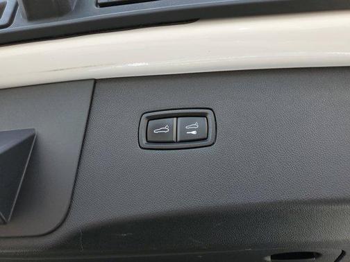 2021 Porsche Cayenne Base