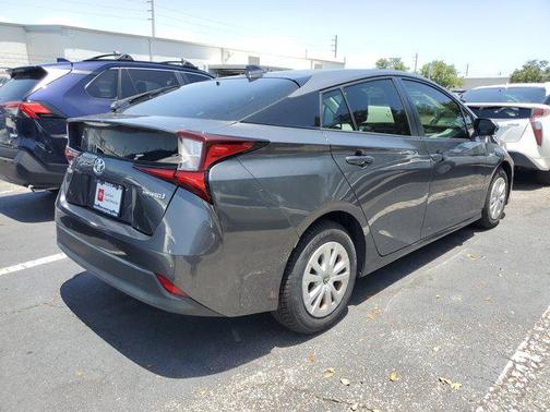 2021 Toyota Prius LE