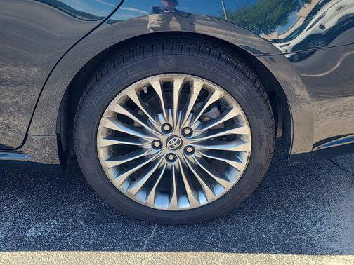 2016 Toyota Avalon Limited