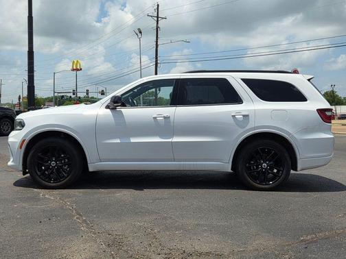 White Knuckle Clearcoat 2024 Dodge Durango GT