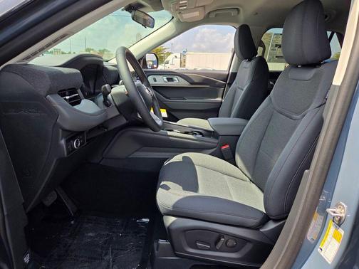 Vapor Blue Metallic 2026 Ford Explorer Active