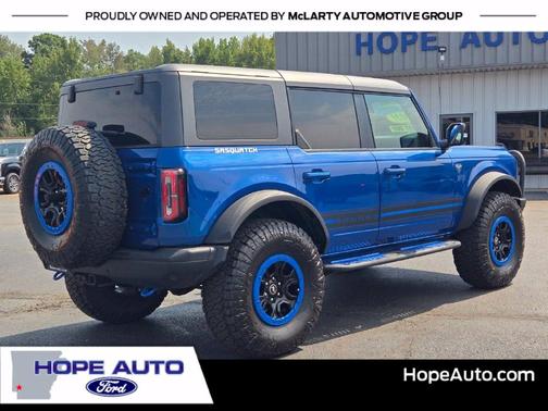 Lightning Blue Metallic 2021 Ford Bronco First Edition