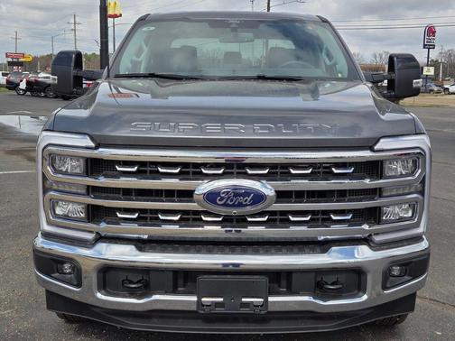 Gray Metallic 2026 Ford F-350 Lariat Super Duty