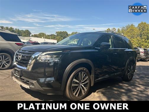 2024 Nissan Pathfinder Platinum