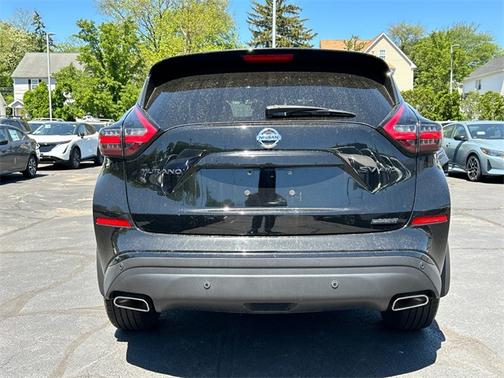 2022 Nissan Murano SV