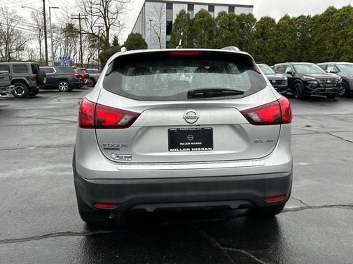 2018 Nissan Rogue Sport SV
