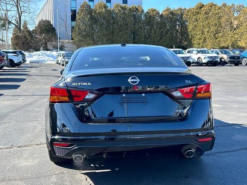 2024 Nissan Altima 2.5 SL